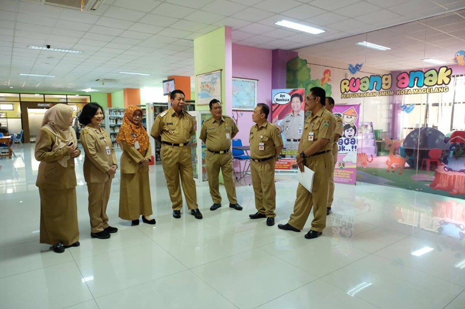 Perpustakaan Kota Magelang mendapat kunjungan dari Walikota, Wakil Walikota, Sekda Kota Magelang