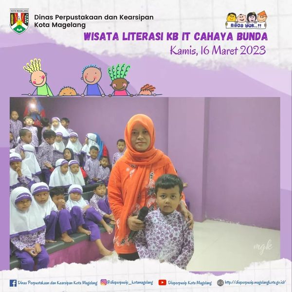 Wisata Literasi KB IT Cahaya Bunda